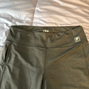 Fails sport yoga pants